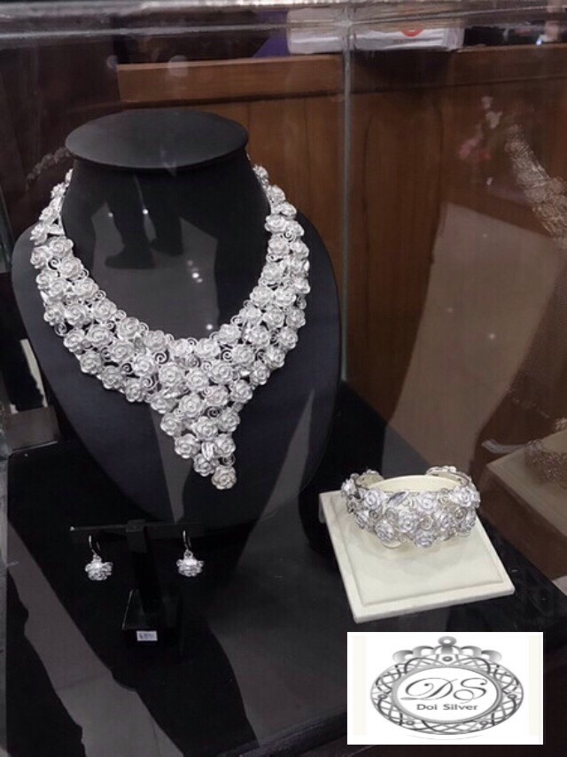 SILVER BY DOI SILVER -เครื่องเงิน เครื่องเงินแท้ เครื่องเงินสวย เครื่องเงินน่าน Sterling Silver 925 by Handicrafts