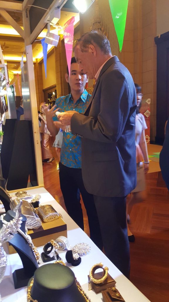 SILVER BY DOI SILVER -เครื่องเงิน เครื่องเงินแท้ เครื่องเงินสวย เครื่องเงินน่าน Sterling Silver 925 by Handicrafts