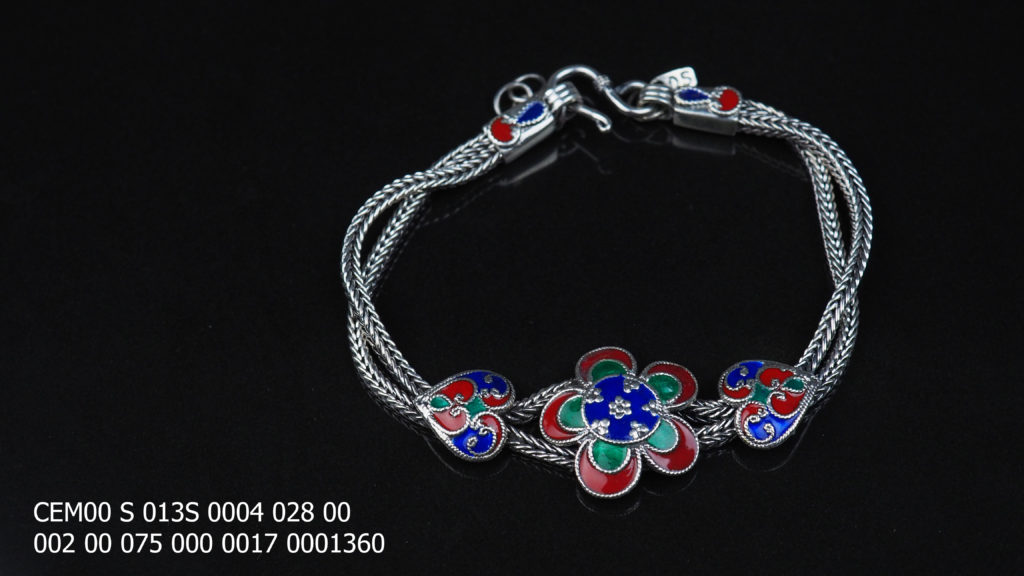 SILVER BY DOI SILVER -เครื่องเงิน เครื่องเงินแท้ เครื่องเงินสวย เครื่องเงินน่าน Sterling Silver 925 by Handicrafts
