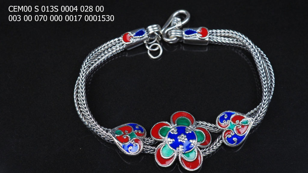 SILVER BY DOI SILVER -เครื่องเงิน เครื่องเงินแท้ เครื่องเงินสวย เครื่องเงินน่าน Sterling Silver 925 by Handicrafts