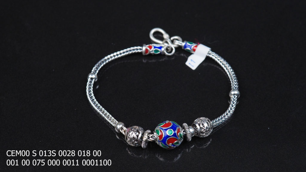 SILVER BY DOI SILVER -เครื่องเงิน เครื่องเงินแท้ เครื่องเงินสวย เครื่องเงินน่าน Sterling Silver 925 by Handicrafts